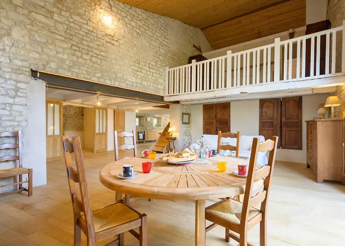 Ancien Chai Rethais Restaure En 2020 Feriehus