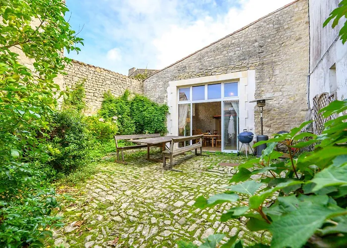 Ancien Chai Rethais Restaure En 2020 Feriehus *